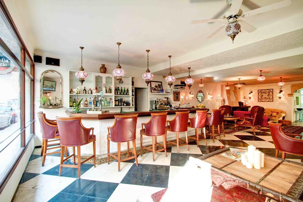 بورت دي بوينسا Hostal Paris المظهر الخارجي الصورة